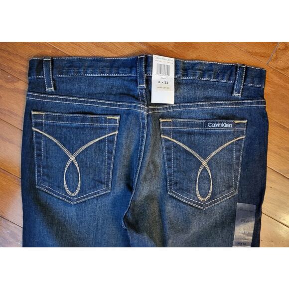 NWT Calvin Klein Jeans Women's Size 6 Blue Low Rise Flare Dark Wash - Picture 4 of 15